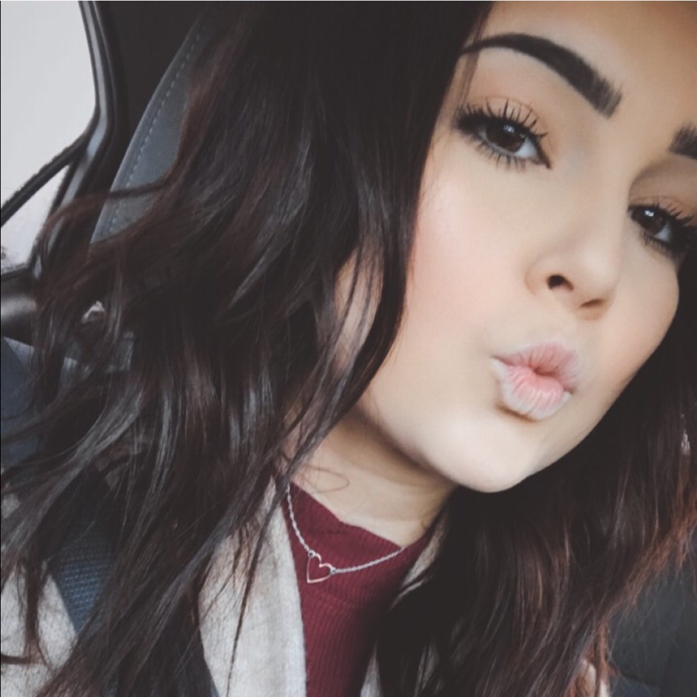 Meet your Posher, Ashli